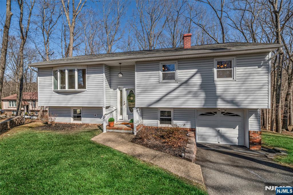 14 Forsgate Drive - Photo 1