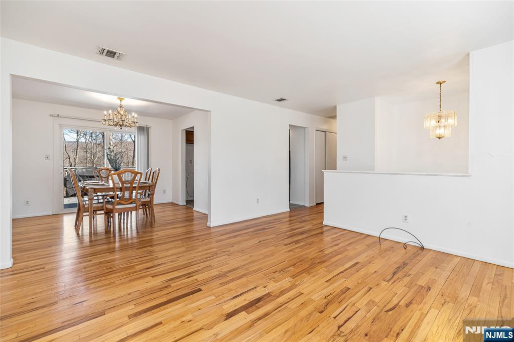 14 Forsgate Drive - Photo 4