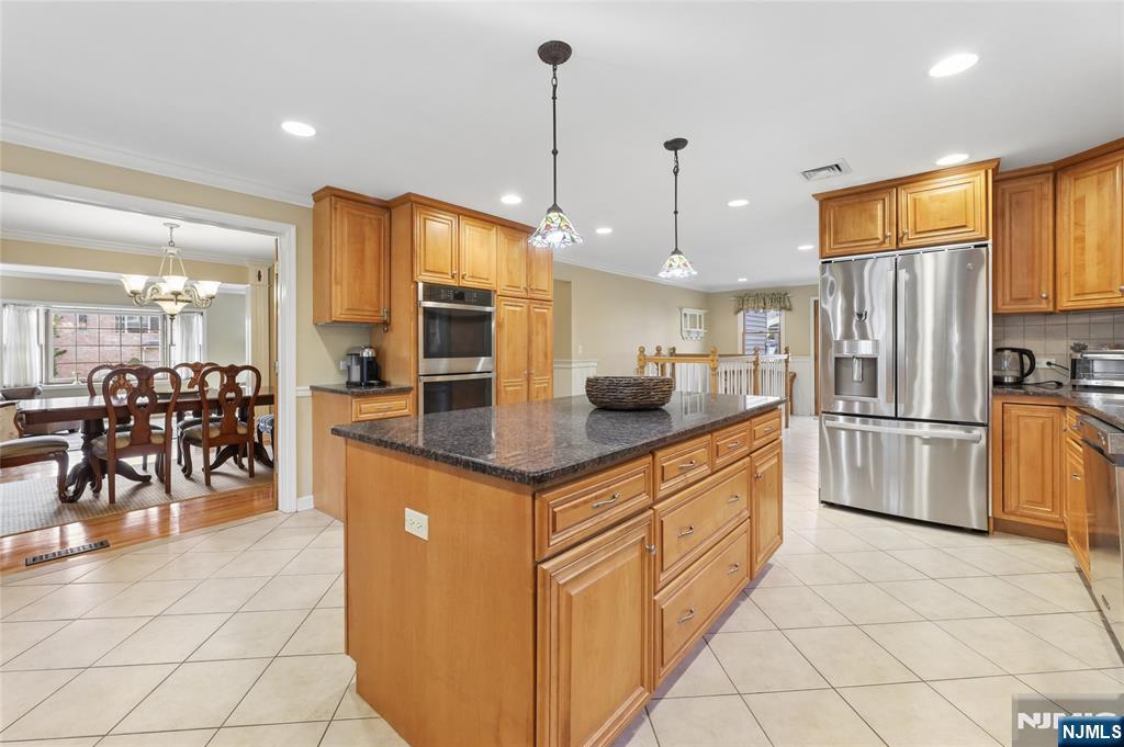 38 Madison Avenue - Photo 5