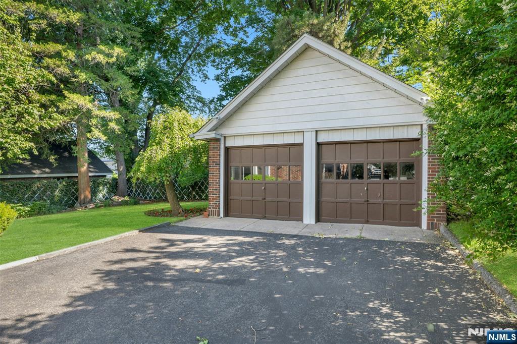 30 Brinkerhoff Avenue — photo 28