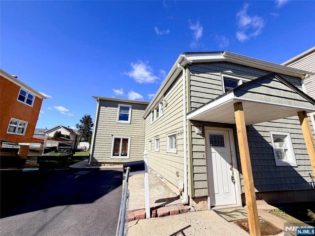 227 Washington Avenue - Photo 3