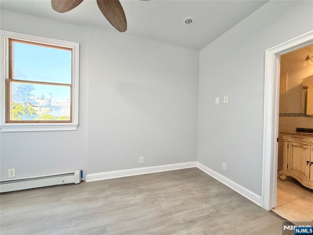 Bedroom 4 Ensuite