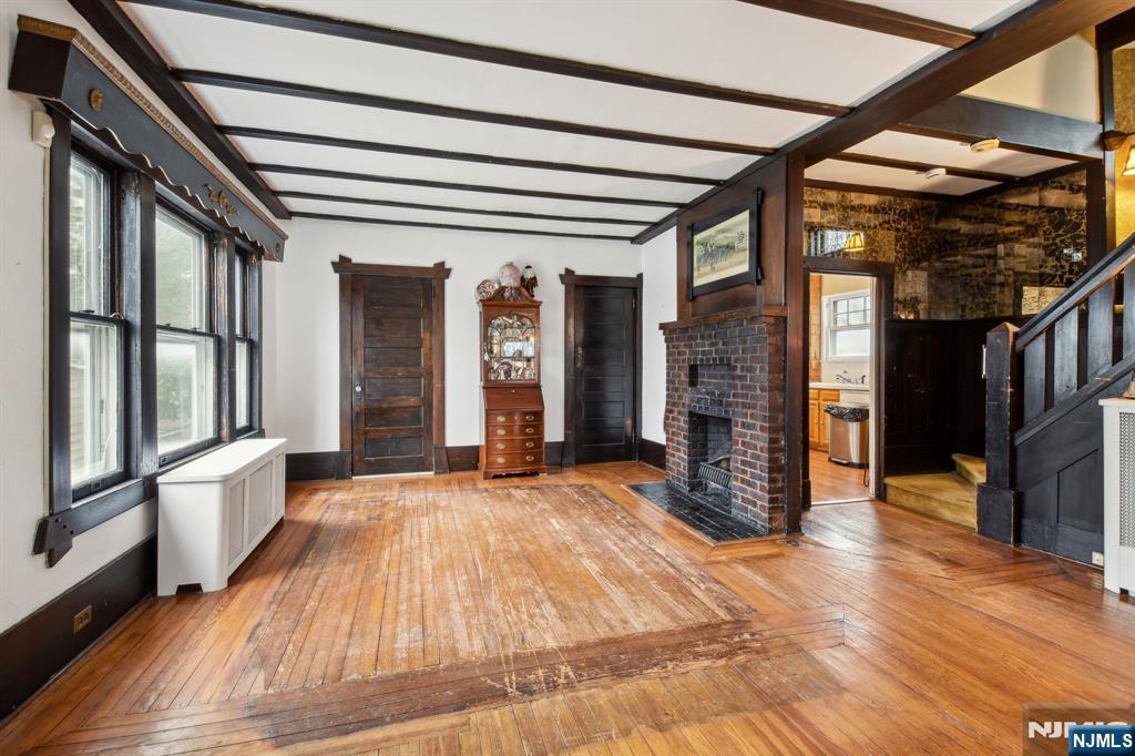 60 Berkeley Avenue - Photo 4