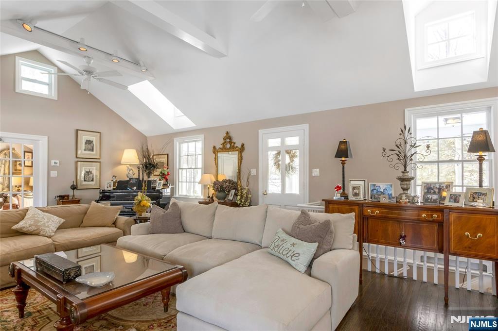28 Turners Lake Drive — photo 47
