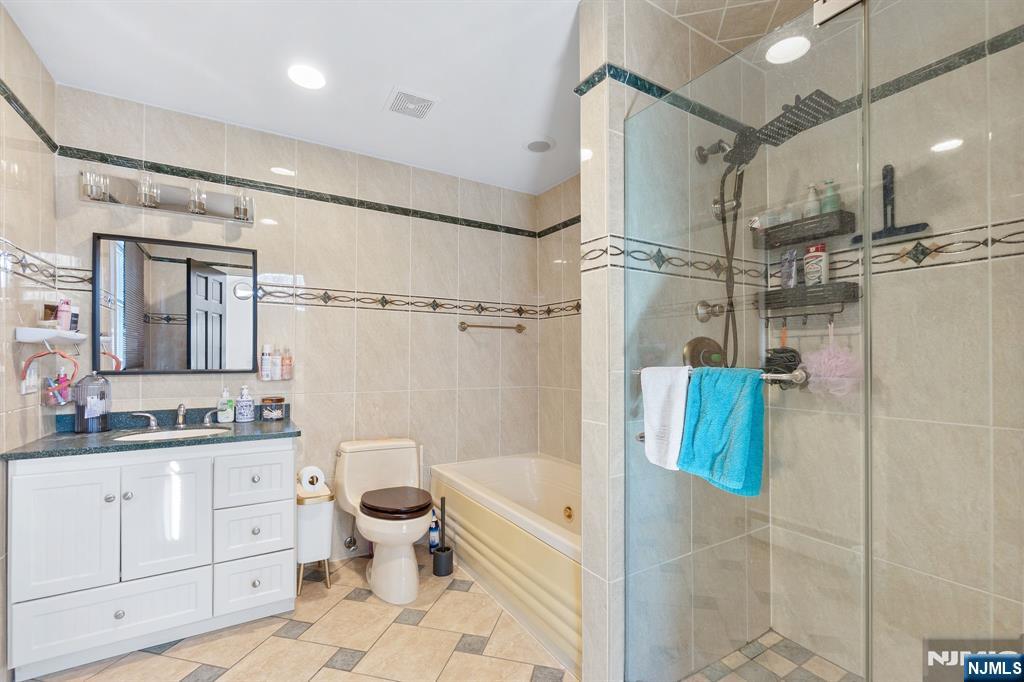 45 Highland Avenue, Emerson, NJ 07630 Listing Photo  33