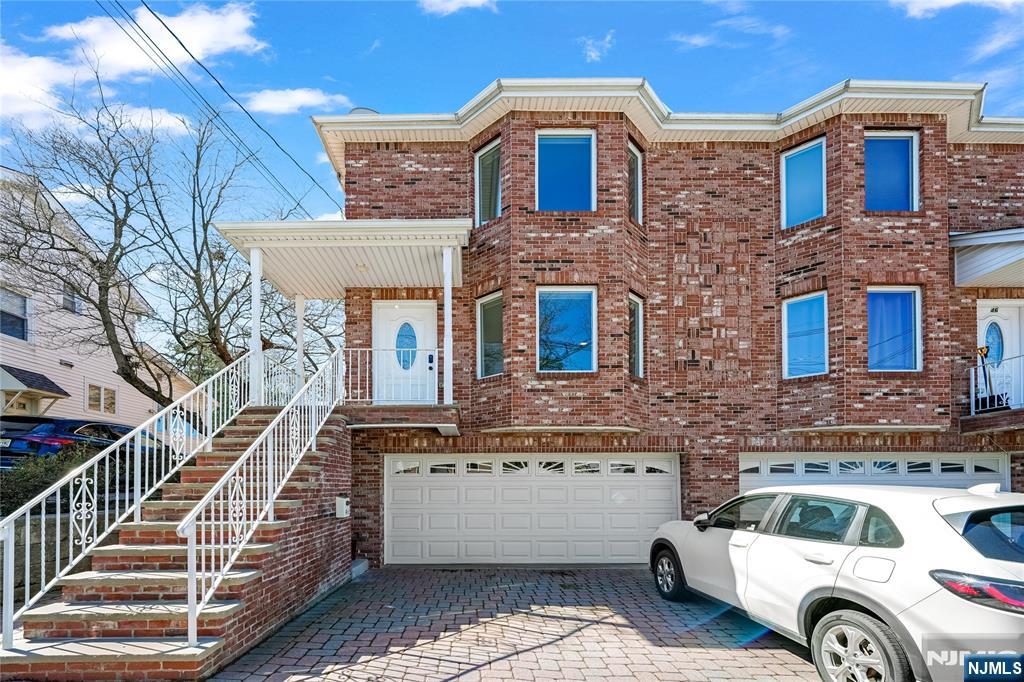 206 Harwood Place, Paramus, NJ, 07652