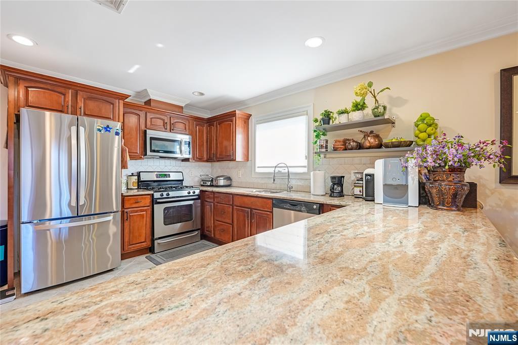 46A Homestead, #A, Palisades Park, NJ 07650 Listing Photo  12