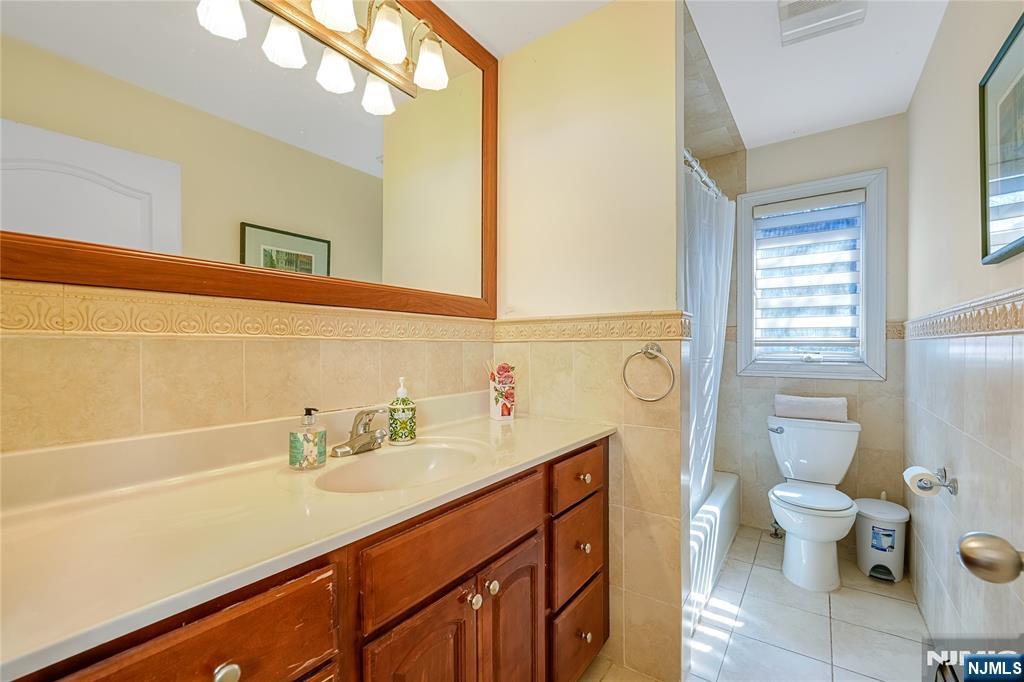 46A Homestead, #A, Palisades Park, NJ 07650 Listing Photo  15