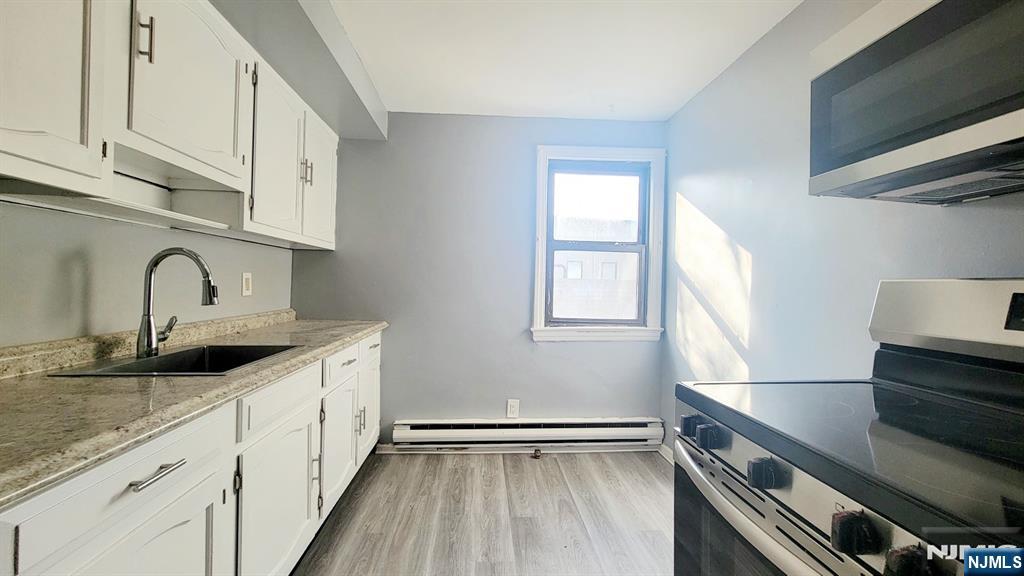 592 Beverly Road 2nd floor - Photo 4