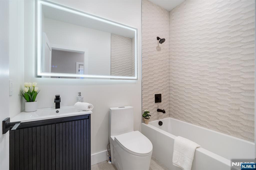 39 Grace Street — photo 12