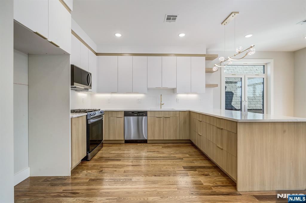 39 Grace Street — photo 17