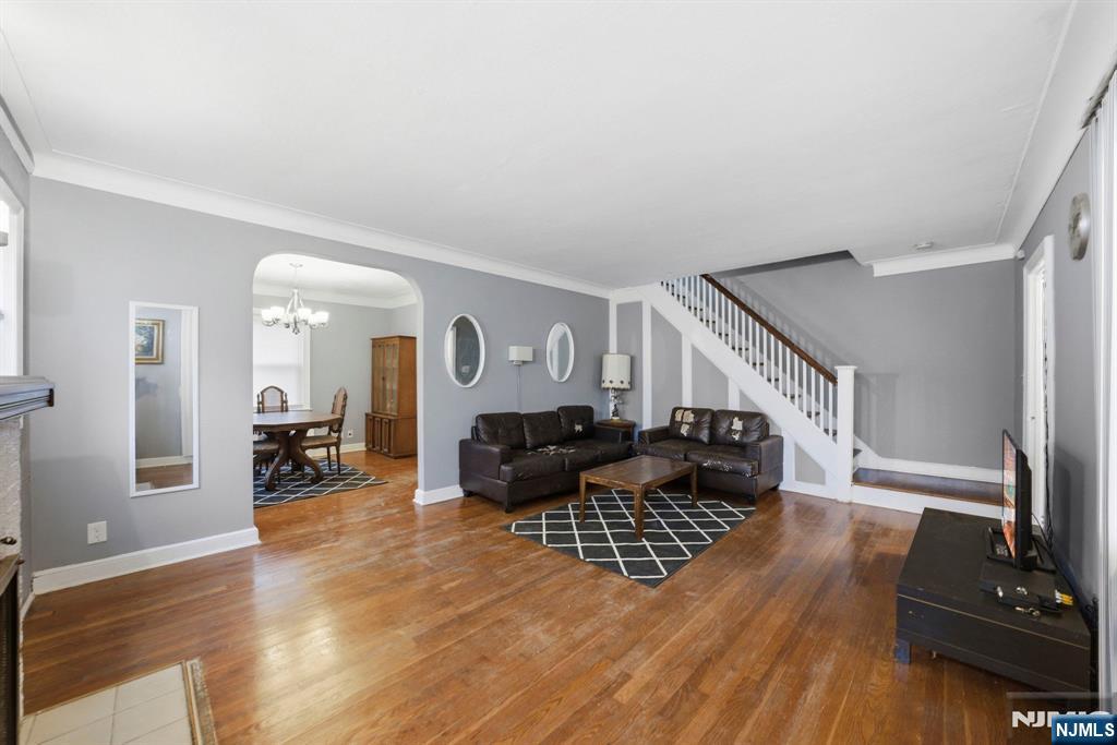 294 Park Avenue - Photo 3