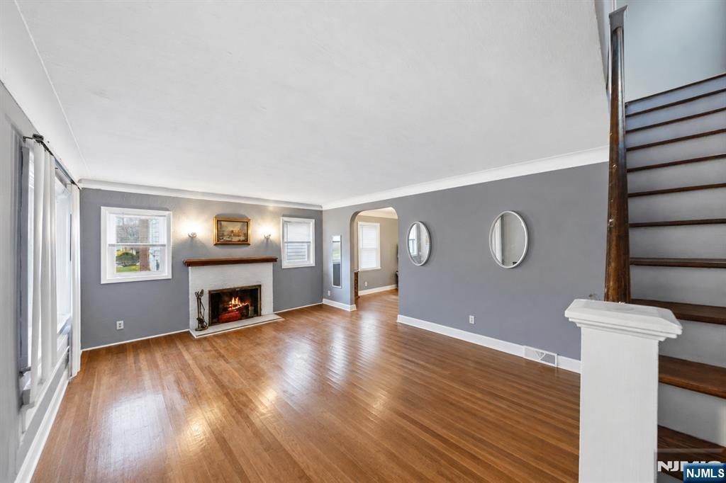 Photo 3 of Single family home for sale at 294 Park Ave, Nutley, NJ 07110 | MLS# 26008699 | Listing updated on 2026-10-03