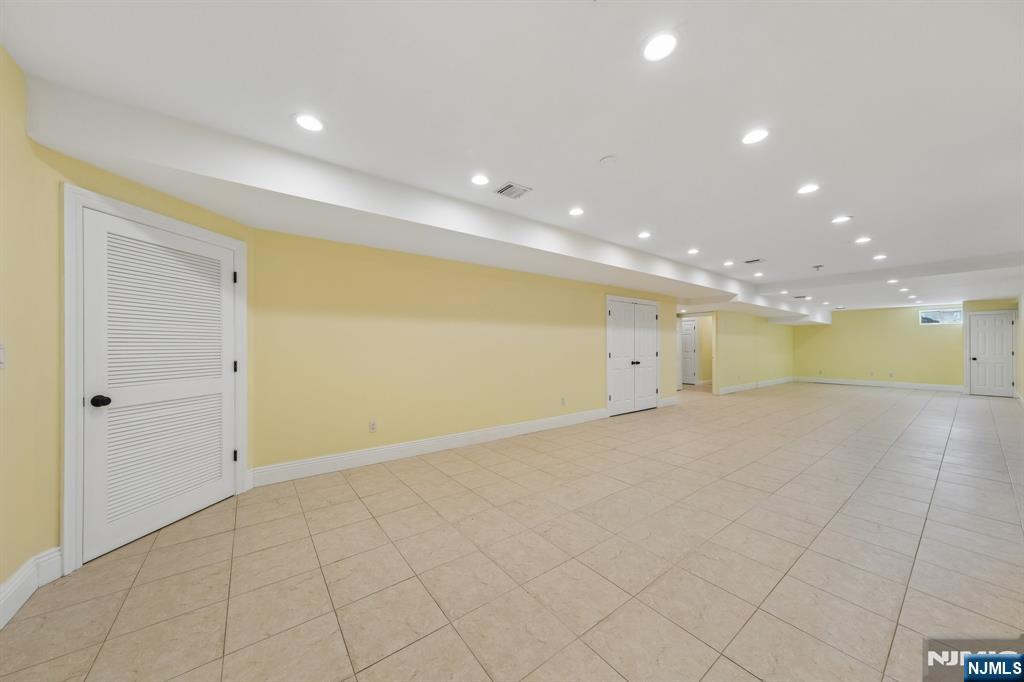 14 O Shaughnessy Lane, Closter, NJ, 07624