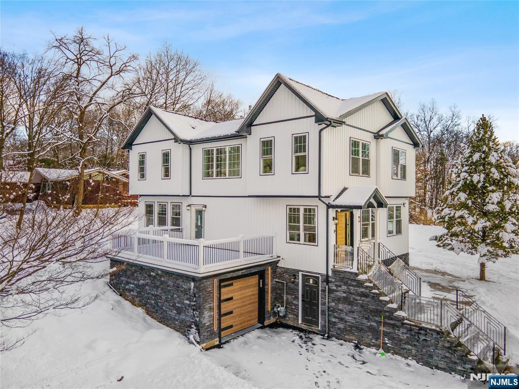 520 Lafayette Avenue, Wyckoff, NJ, 07481