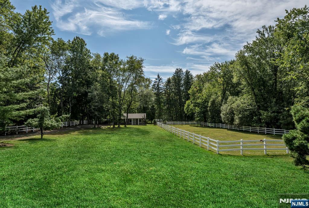 193 Pulis Avenue, Franklin Lakes, NJ, 07417