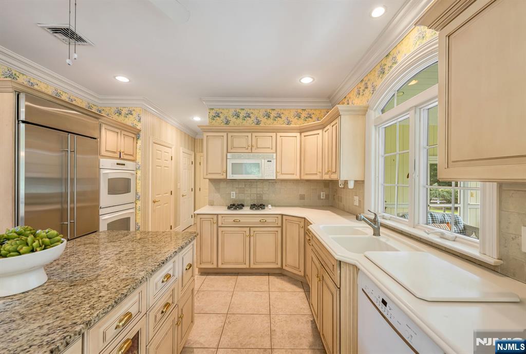 193 Pulis Avenue, Franklin Lakes, NJ, 07417