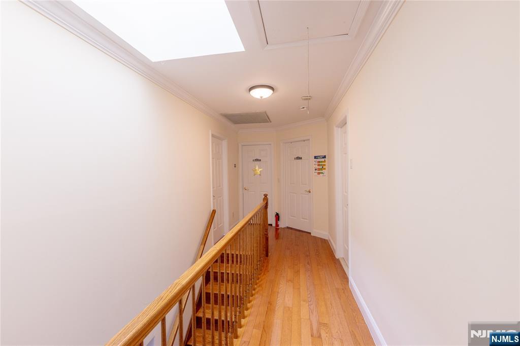81 Crescent Avenue