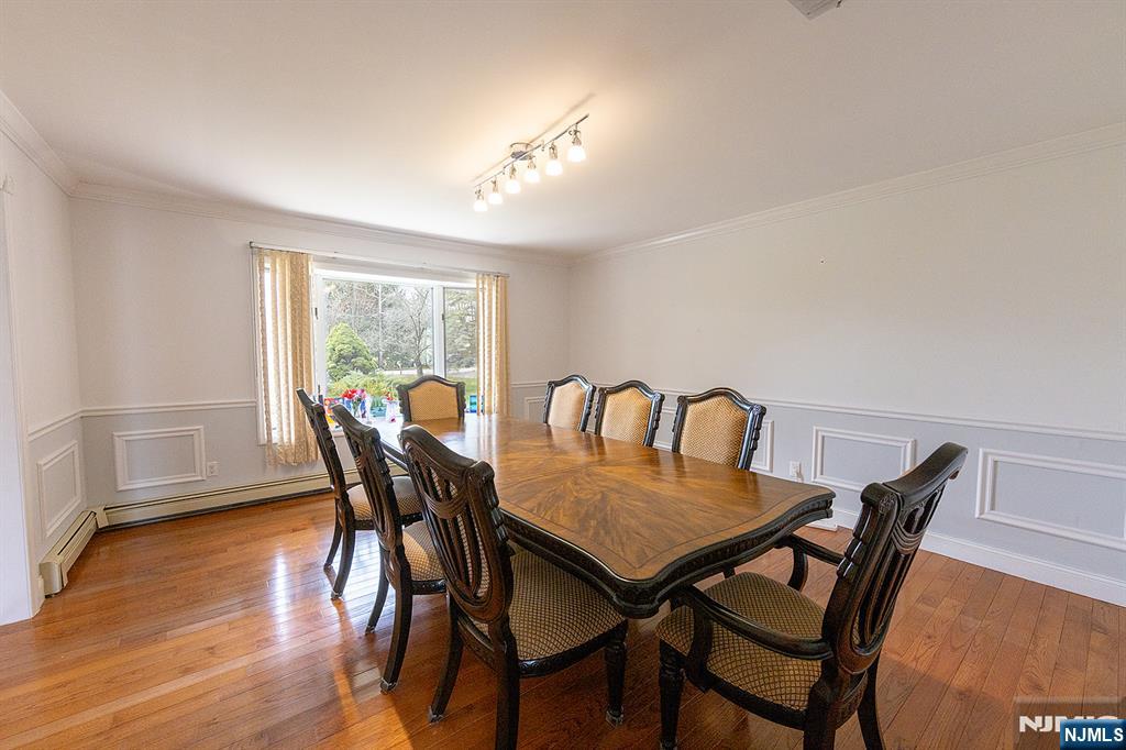 81 Crescent Avenue