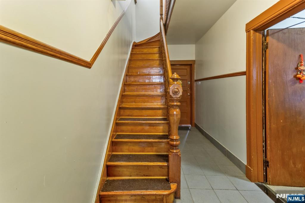 45-09 104th - Photo 5