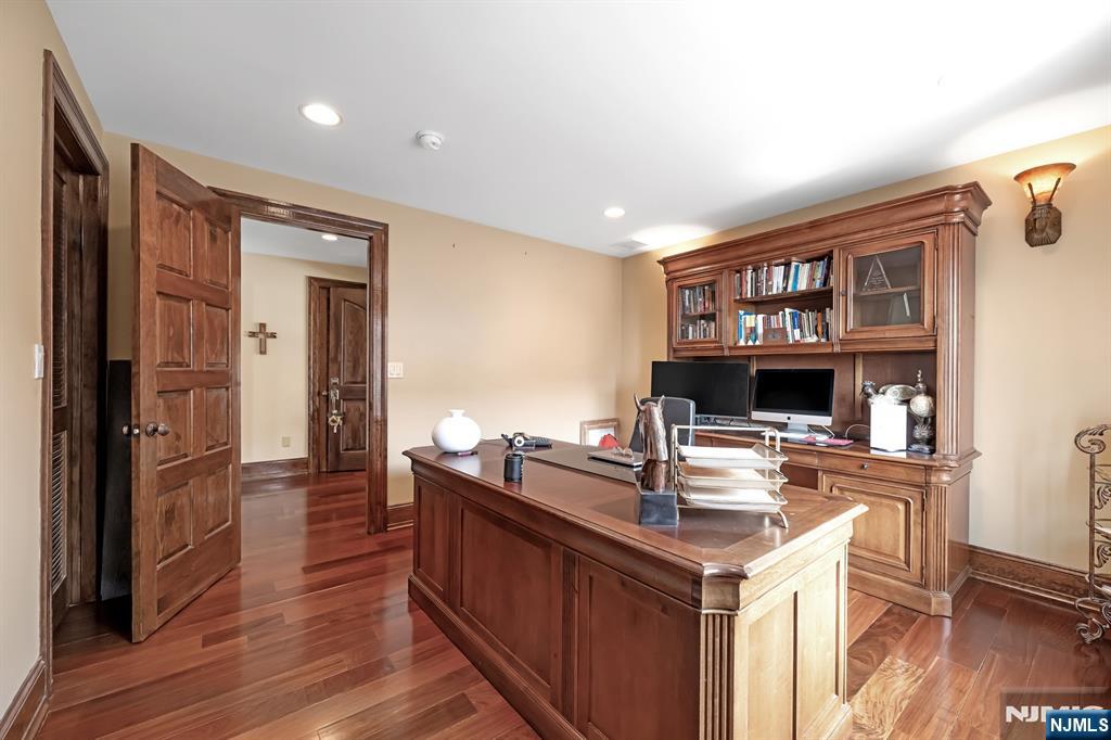 10 Fox Terrace — photo 35