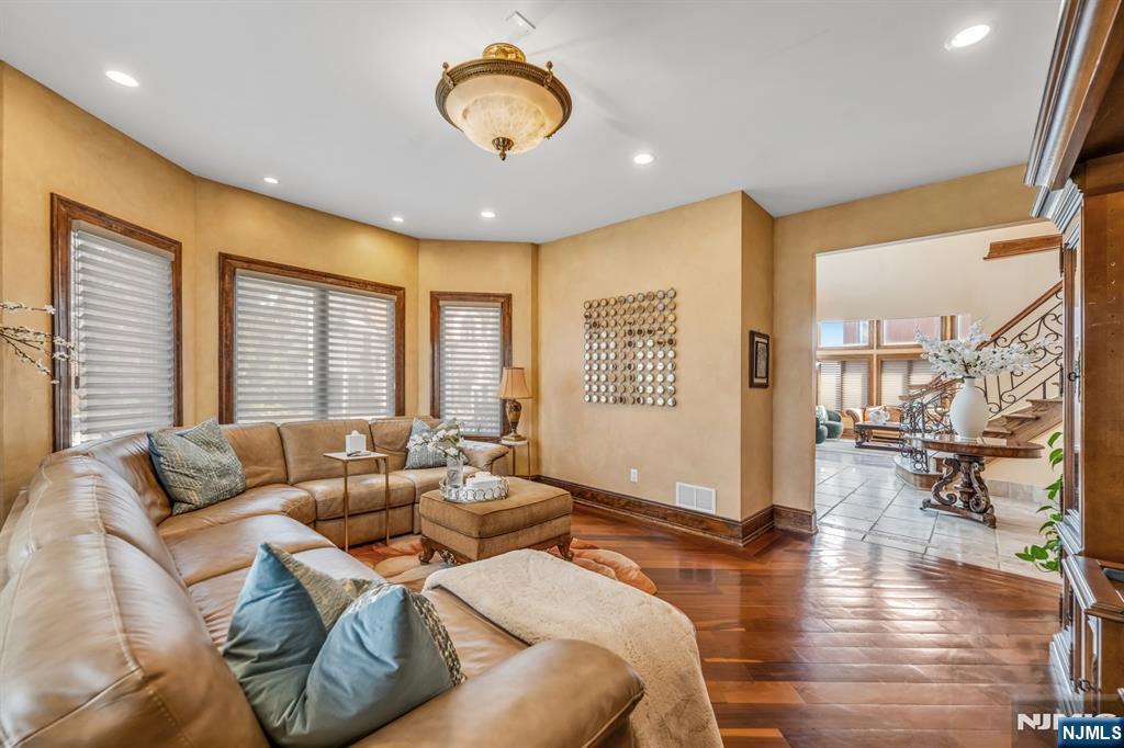 10 Fox Terrace - Photo 5