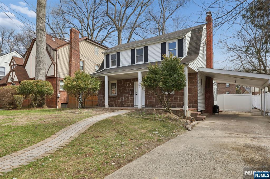 1087 Lambert Road - Photo 2