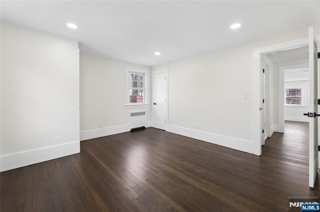 1087 Lambert Road, Teaneck, NJ 07666 Listing Photo  32