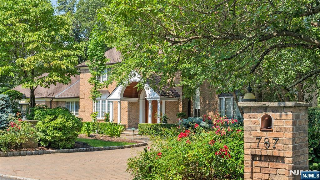 139 Glenwood, Ridgewood, NJ, 07450