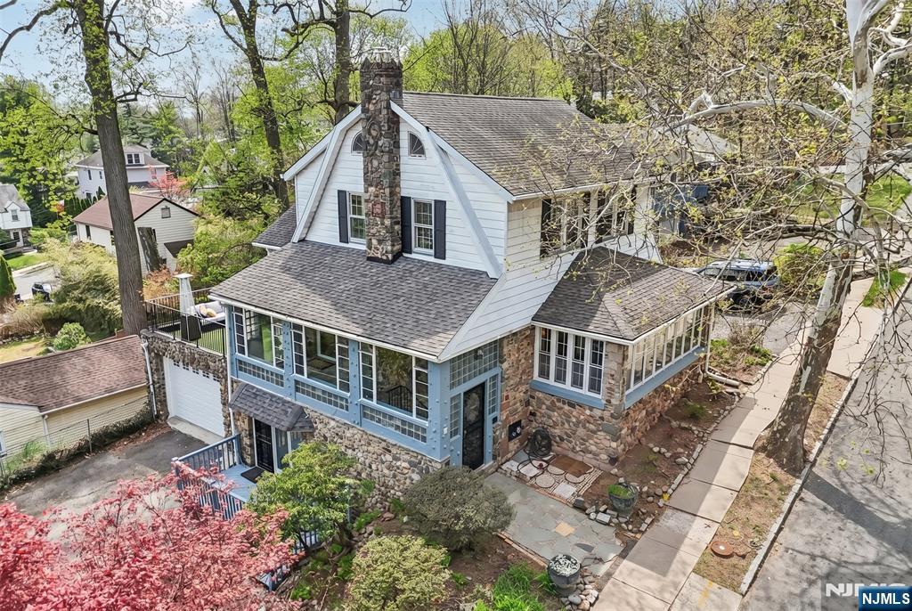 16 Jones Place - Photo 3