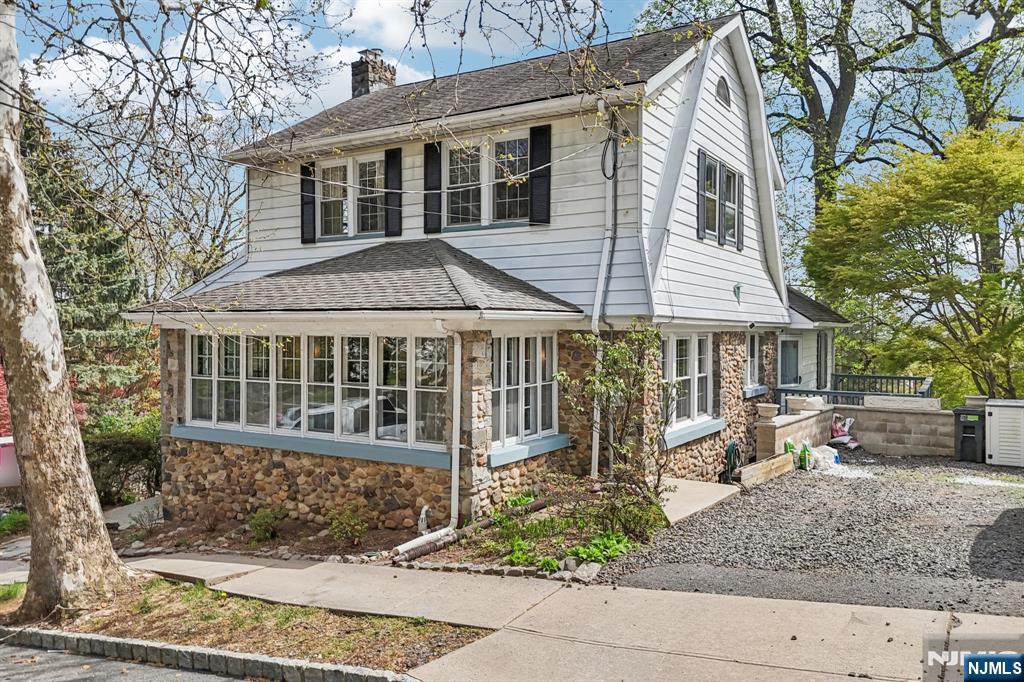 16 Jones Place - Photo 4