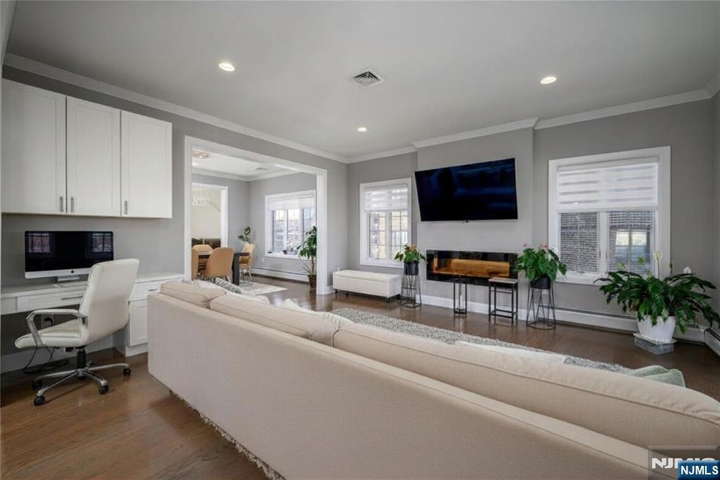 2021 Fletcher Avenue, Fort Lee, NJ 07024 Listing Photo  5