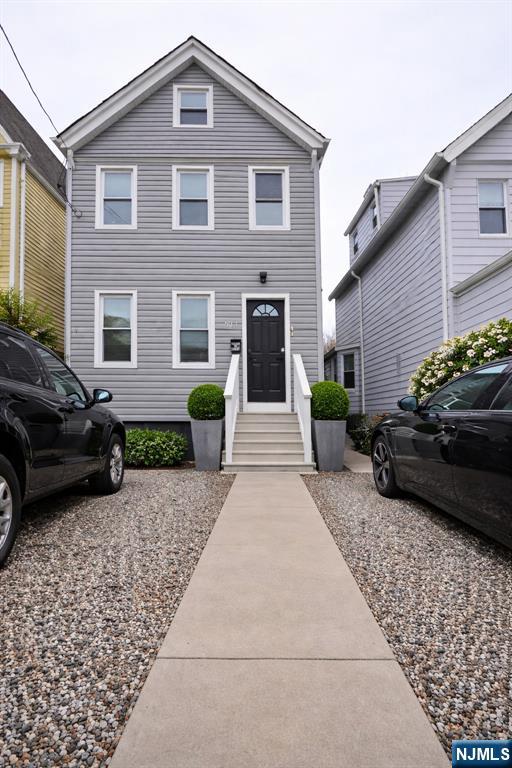 10 Maple Street, Garfield, NJ, 07026