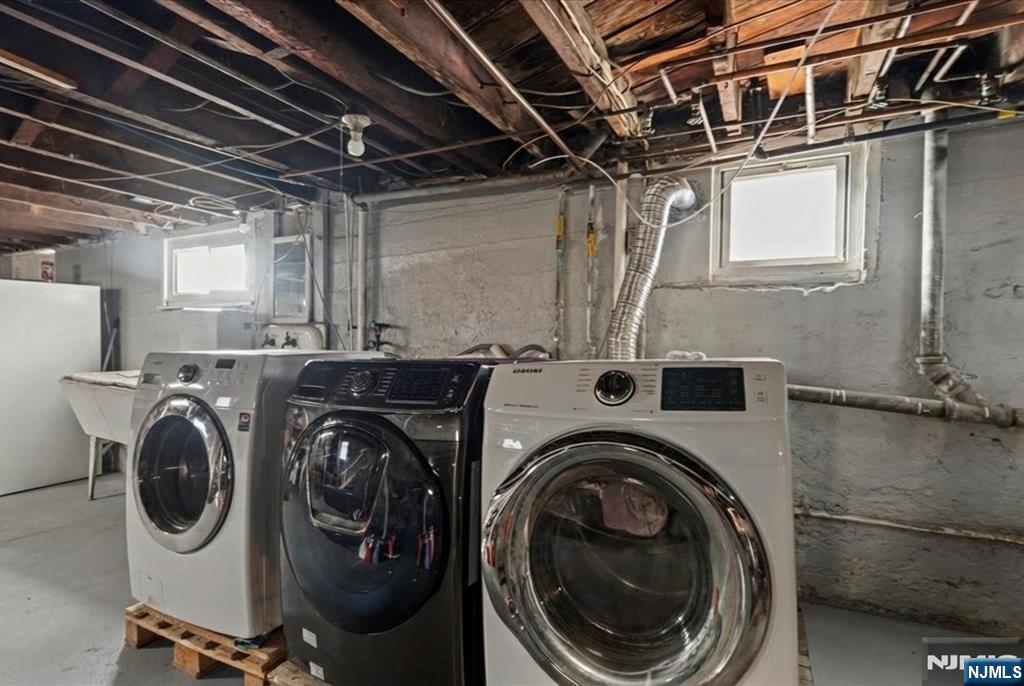 436 Undercliff Avenue, Edgewater, NJ, 07020