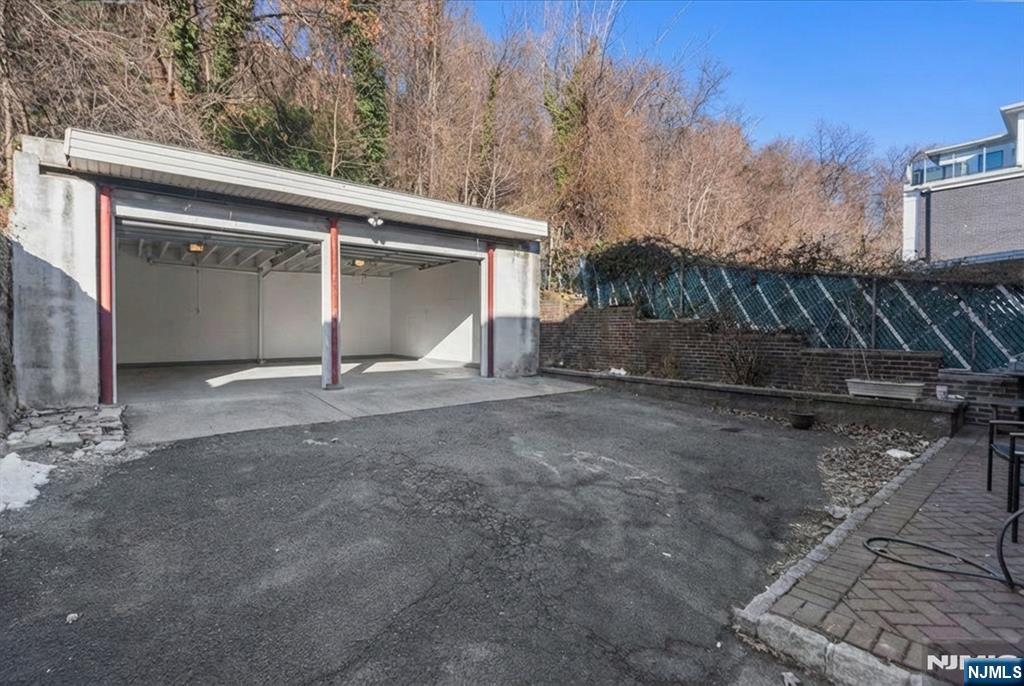 436 Undercliff Avenue, Edgewater, NJ, 07020