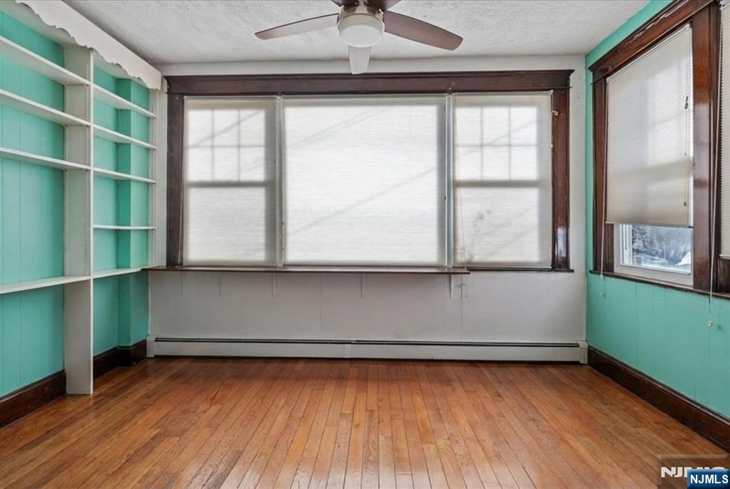 436 Undercliff Avenue, Edgewater, NJ, 07020