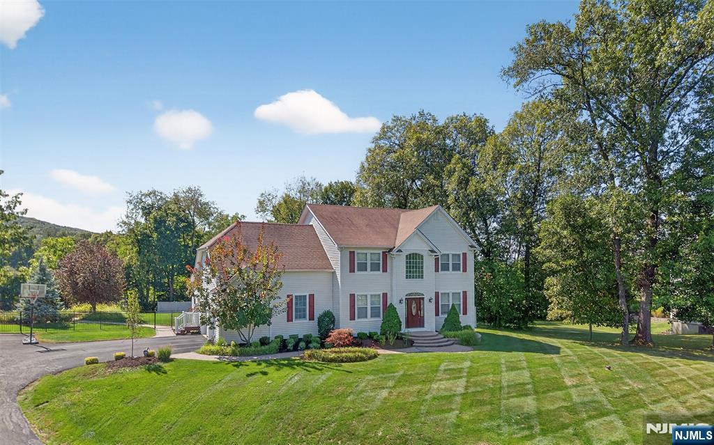 30 Somerset Lane - Photo 1