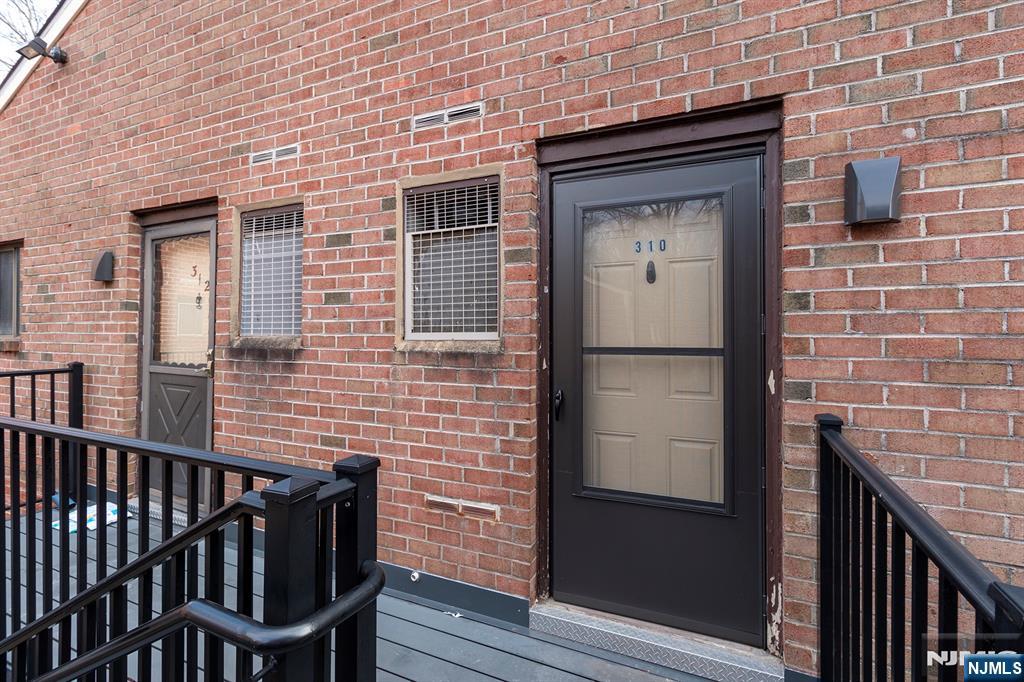 5 Pomona Avenue UNIT 1401, Newark, NJ, 07112