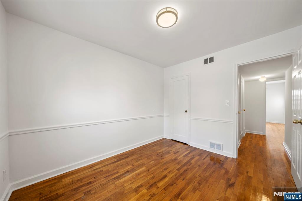 184 Hillside Avenue I1 - Photo 13