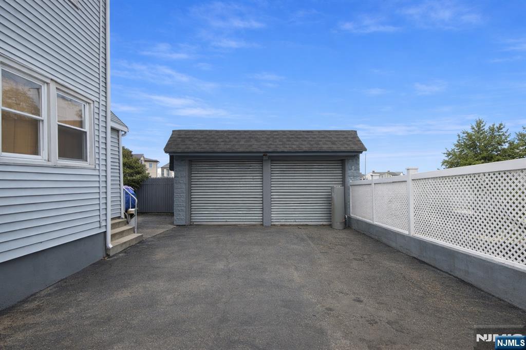 371 Totowa Avenue - Photo 4