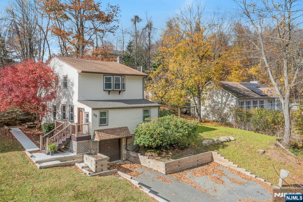 39 Delaware Road - Photo 1