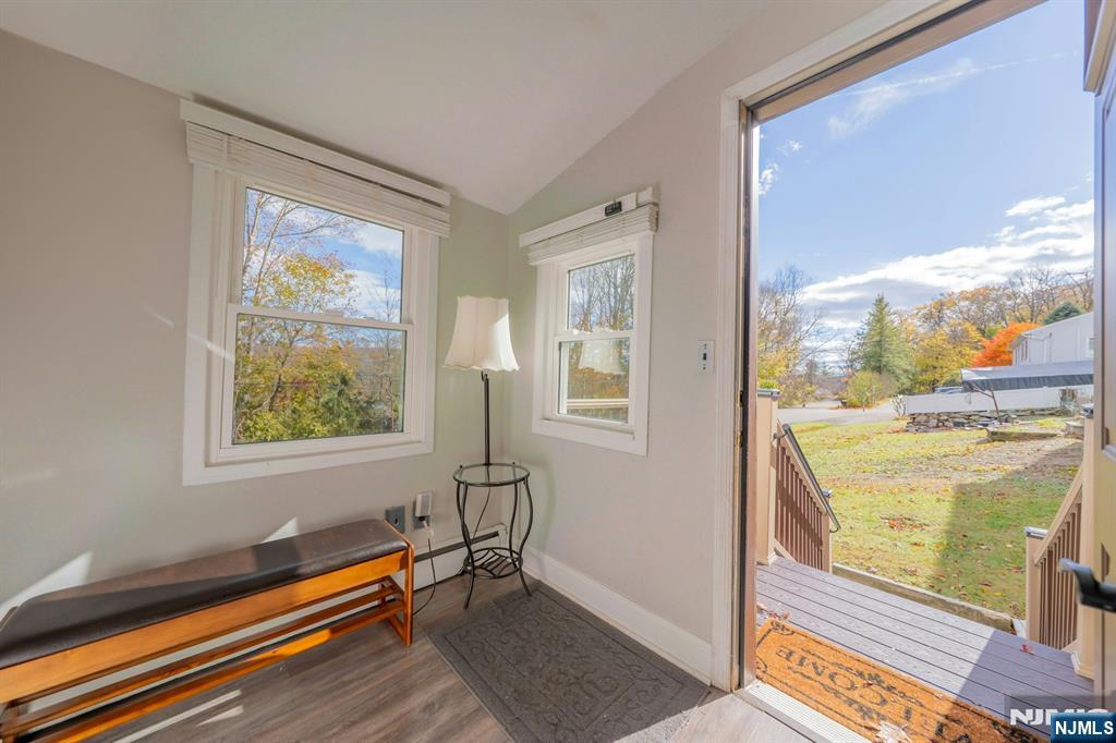 39 Delaware Road - Photo 5