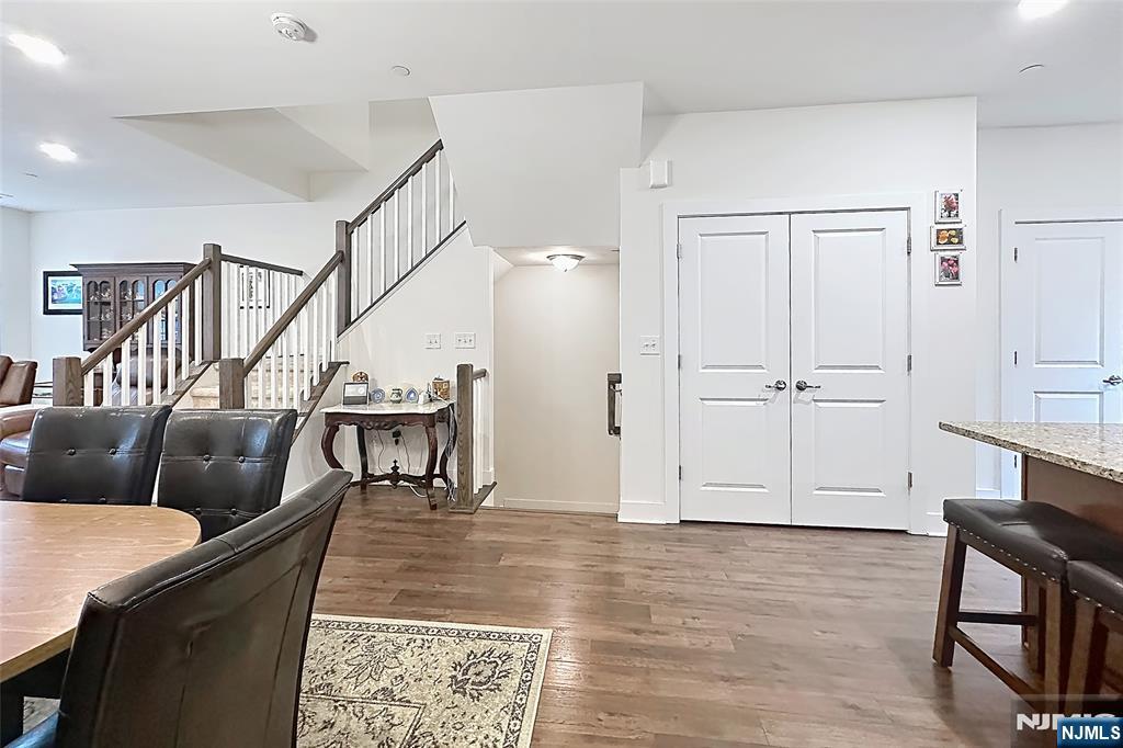 308 Parkview Lane - Photo 5