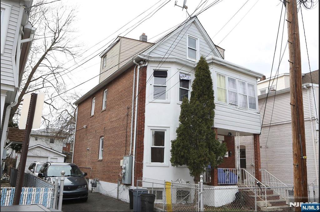 16 Krueger Place - Photo 2