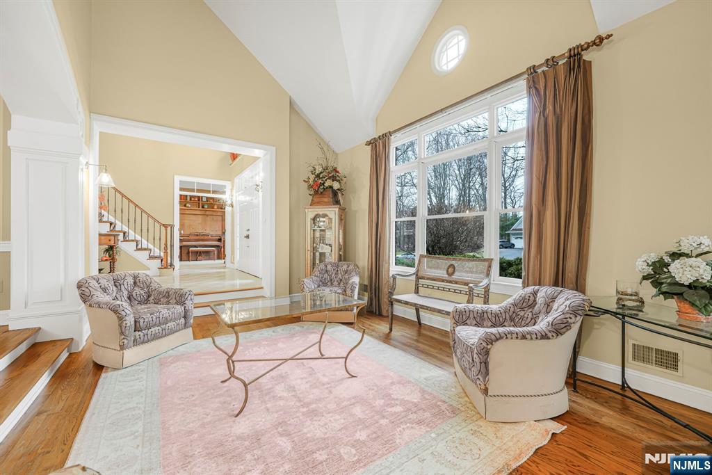 47 Abbott Road - Photo 3