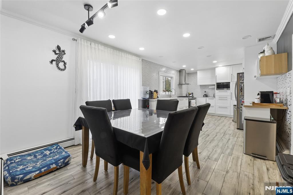 52 Hillside UNIT B, Tenafly, NJ, 07670