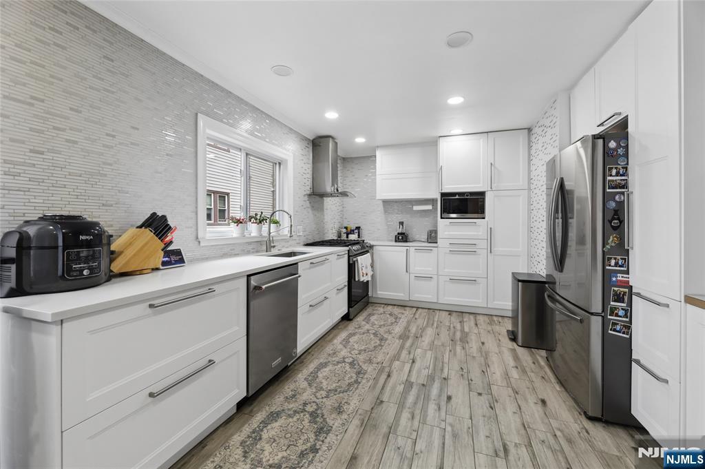 52 Hillside UNIT B, Tenafly, NJ, 07670