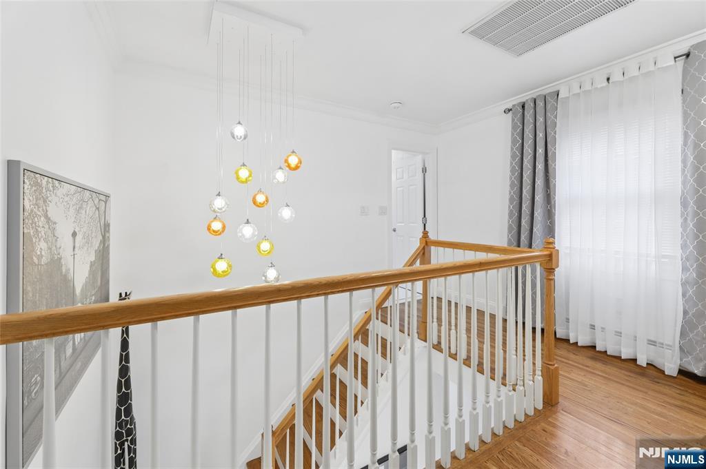 52 Hillside UNIT B, Tenafly, NJ, 07670