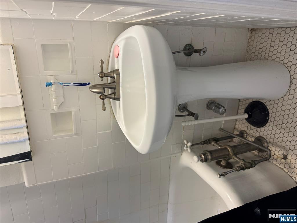 275 Engle Street #P4