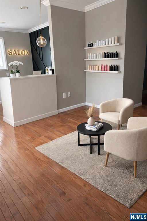Salon Welcome Space